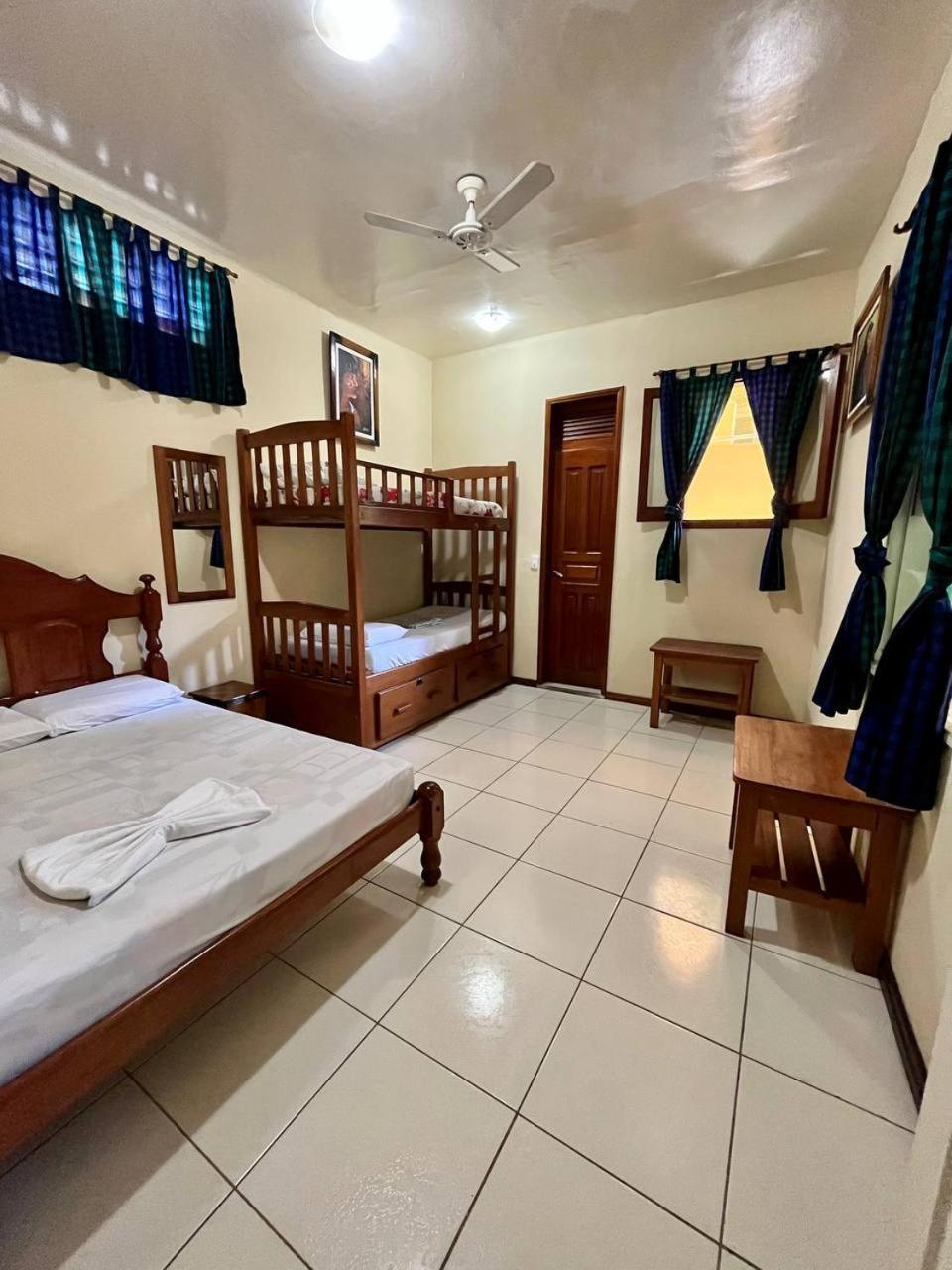 Hostel Манаус Екстериор снимка